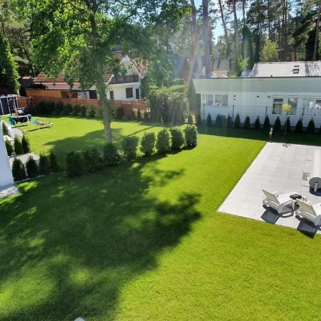 Leo Royal Apartment Pobierowo Exterior foto